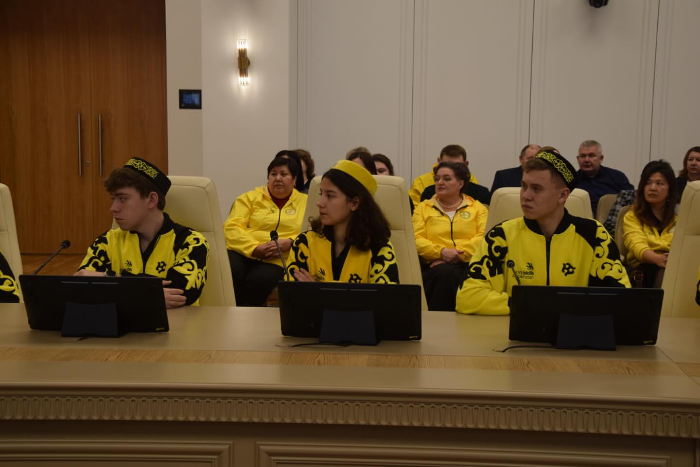 2025 11 25 19.02.45 3773693678801382444 42781414307